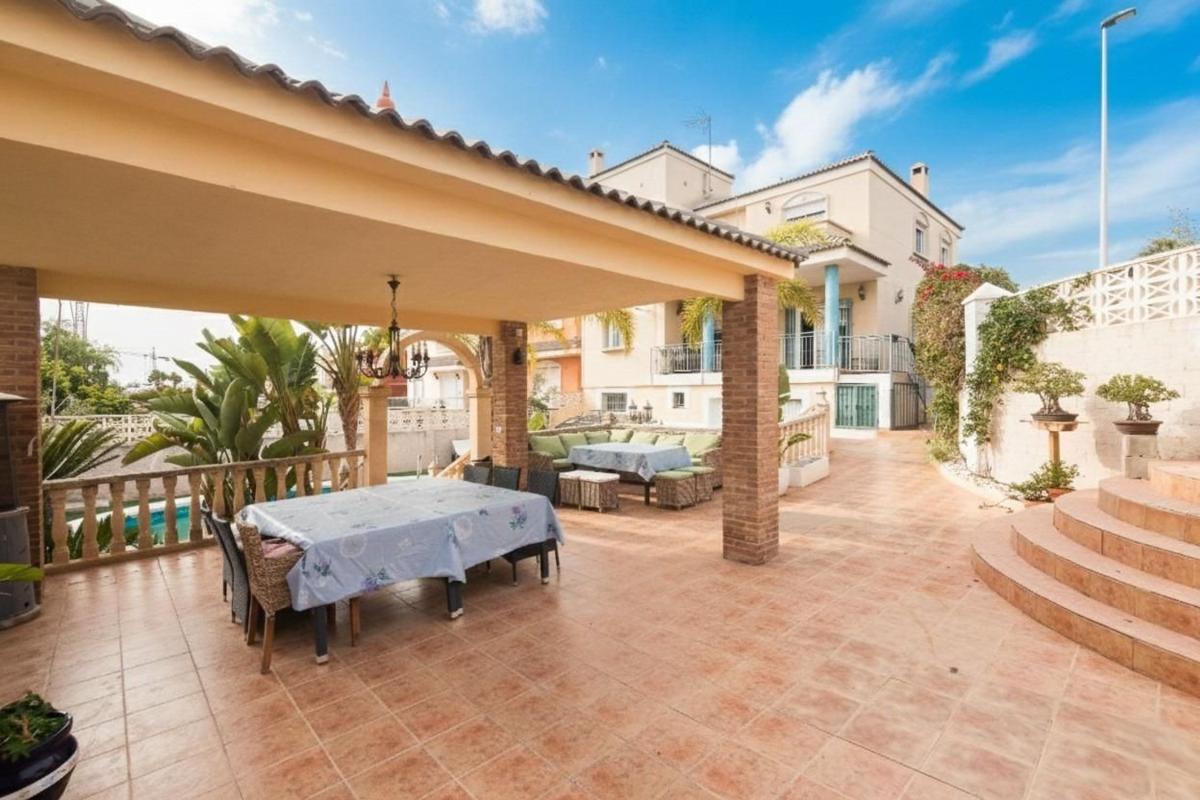 Properties for sale and rent in Spain photo 4