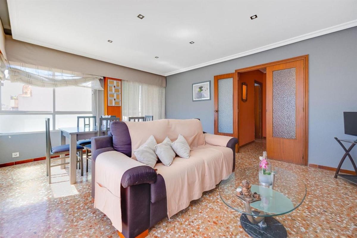 Venta de piso en Piso en Calle San Pascual, Centro - Muelle Pesquero, Torrevieja, Torrevieja
photo 3