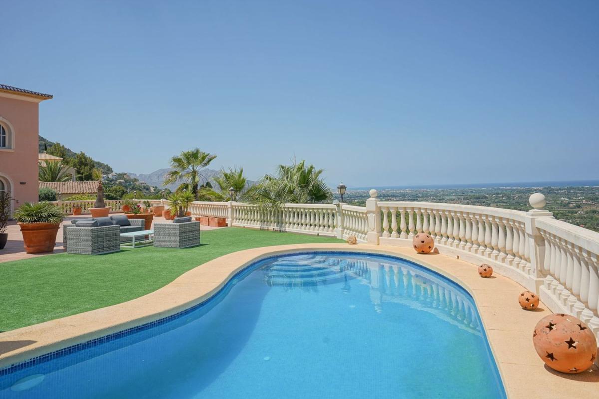 Sale of independent chalet in Casa o chalet en La Sella, Pedreguer, Pedreguer
photo 1