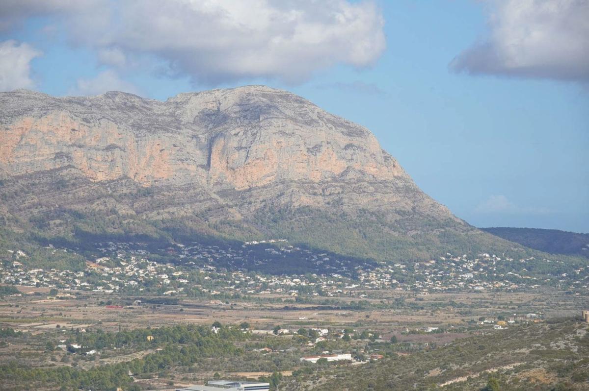 Sale of independent chalet in Casa o chalet en La Sella, Pedreguer, Pedreguer
photo 2