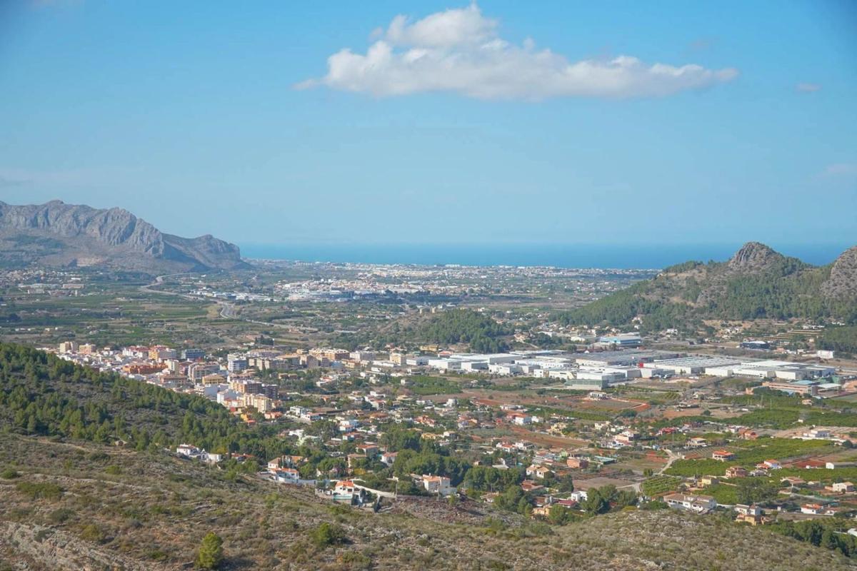 Sale of independent chalet in Casa o chalet en La Sella, Pedreguer, Pedreguer
photo 5