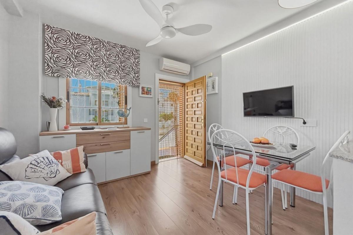 Продажа дуплекса на Dúplex en Ronda José Samper García, Torreblanca, Torrevieja, Торревьеха photo 4