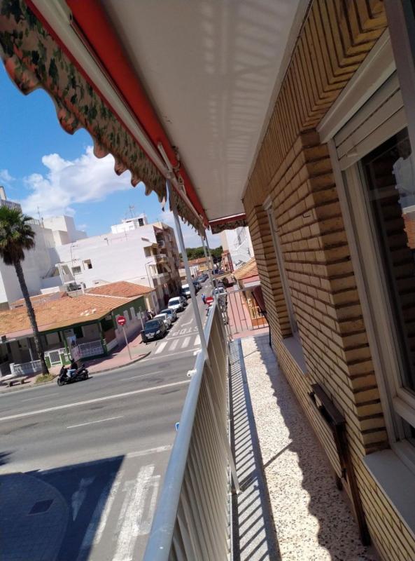 Продажа квартиры на Piso en Playa de los Náufragos, Torrevieja, Торревьеха
photo 2