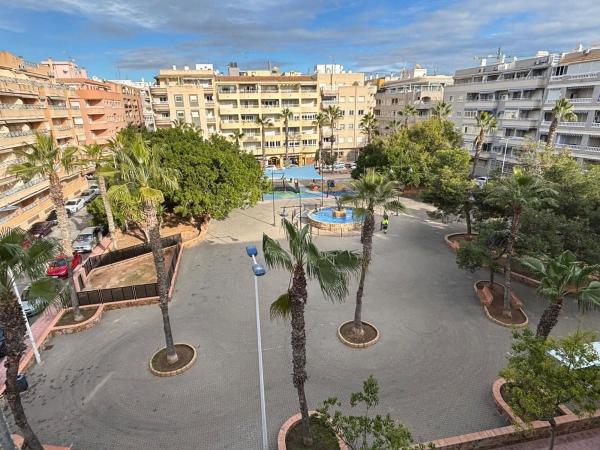 Estudio en venta en Estudio en Calle Ramón Gallud, 222, Playa del Cura, Torrevieja, Torrevieja photo 1