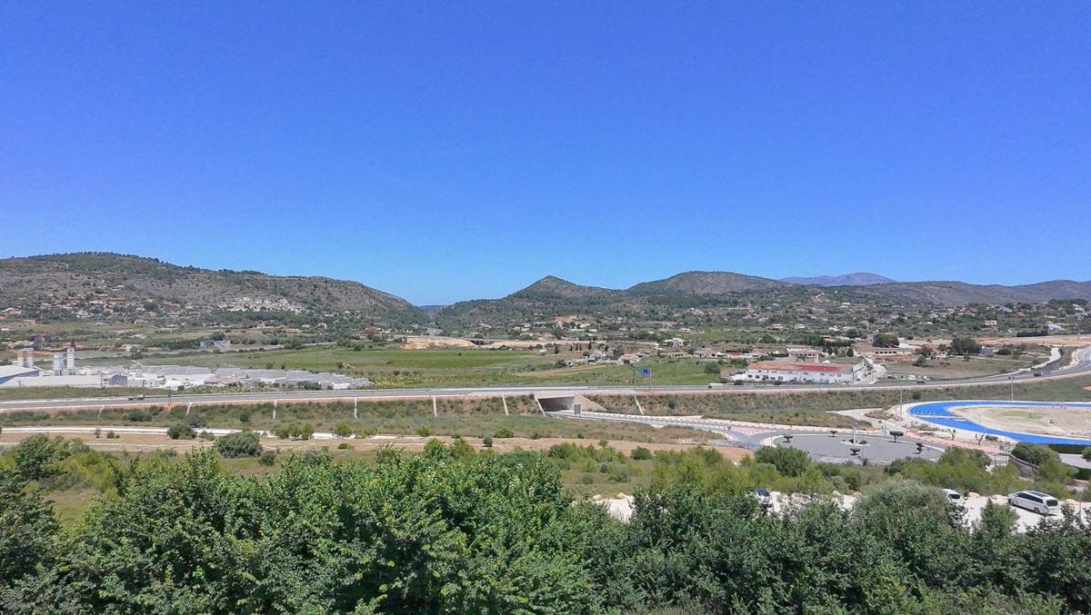 Properties for sale and rent in Spain photo 2