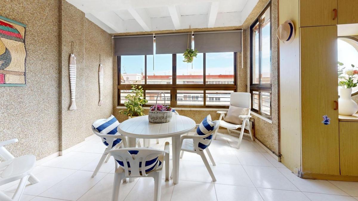 Продажа пентхауса на  Ático en Avenida Doctor Gregorio Marañón, El Acequión, Torrevieja, Торревьеха photo 2