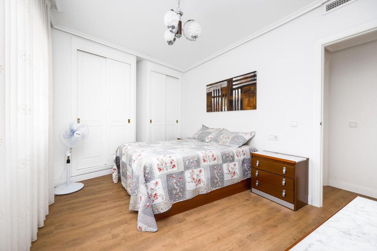 Venta de piso en Piso en El Molino, Torrevieja, Torrevieja
photo 4