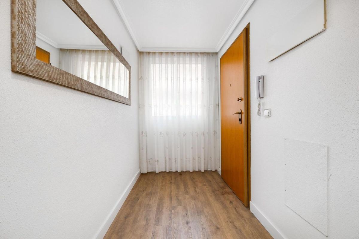 Venta de piso en Piso en El Molino, Torrevieja, Torrevieja
photo 5