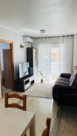 Sale of flat in Piso en Calle Bergantin, 51, Avenida Habaneras - Curva de Palangre, Torrevieja, Torrevieja
thumbnail 1