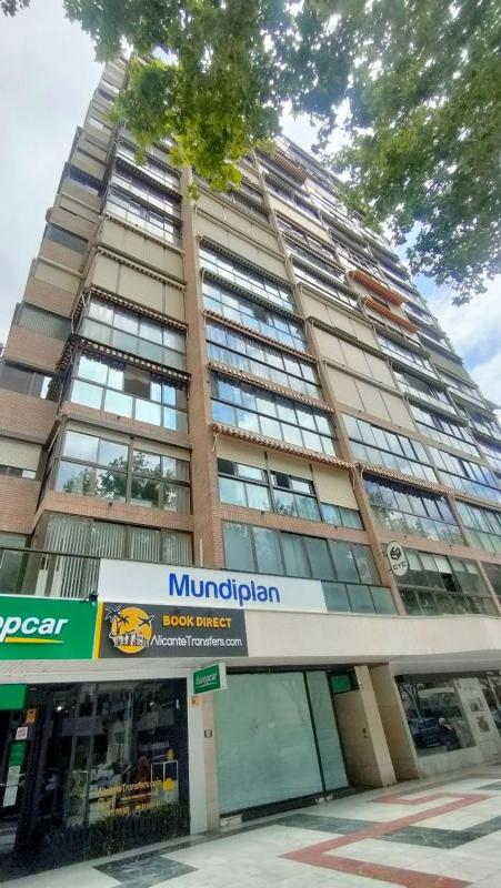 Venta de piso en Piso en Avenida del Mediterráneo, Playa de Levante, Benidorm, Benidorm
photo 3