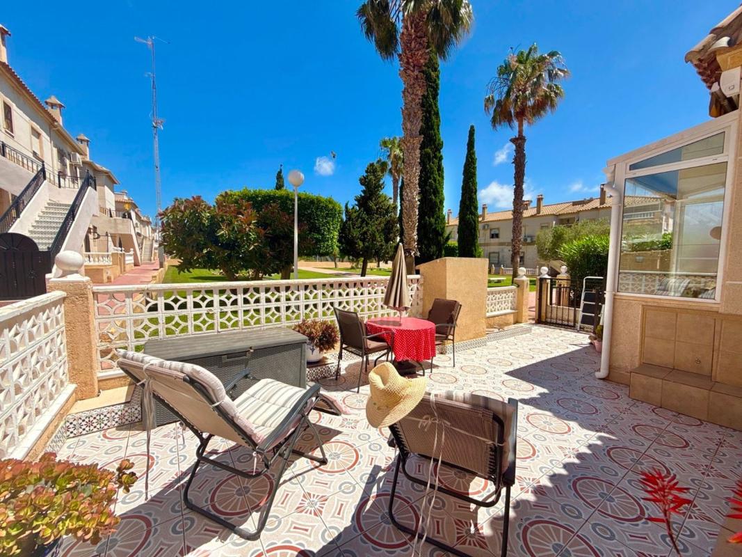 Продажа квартиры на Piso en Calle Maese Pedro, Aguas Nuevas, Torrevieja, Торревьеха
photo 1