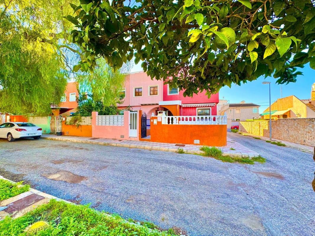 Venta de duplex en Dúplex en Calle el Limonar, 25, La Siesta - El Salado - Torreta, Torrevieja, Torrevieja photo 1