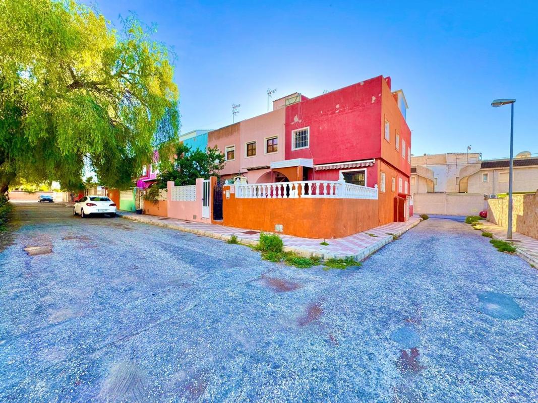 Venta de duplex en Dúplex en Calle el Limonar, 25, La Siesta - El Salado - Torreta, Torrevieja, Torrevieja photo 3