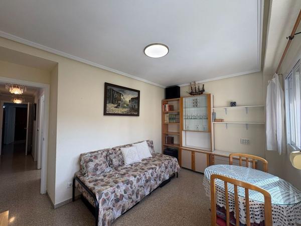 Venta de piso en Piso en Plaza del Centenari, 50, Barri Santa Rosa, Alcoy / Alcoi, Alcoy / Alcoi
photo 1