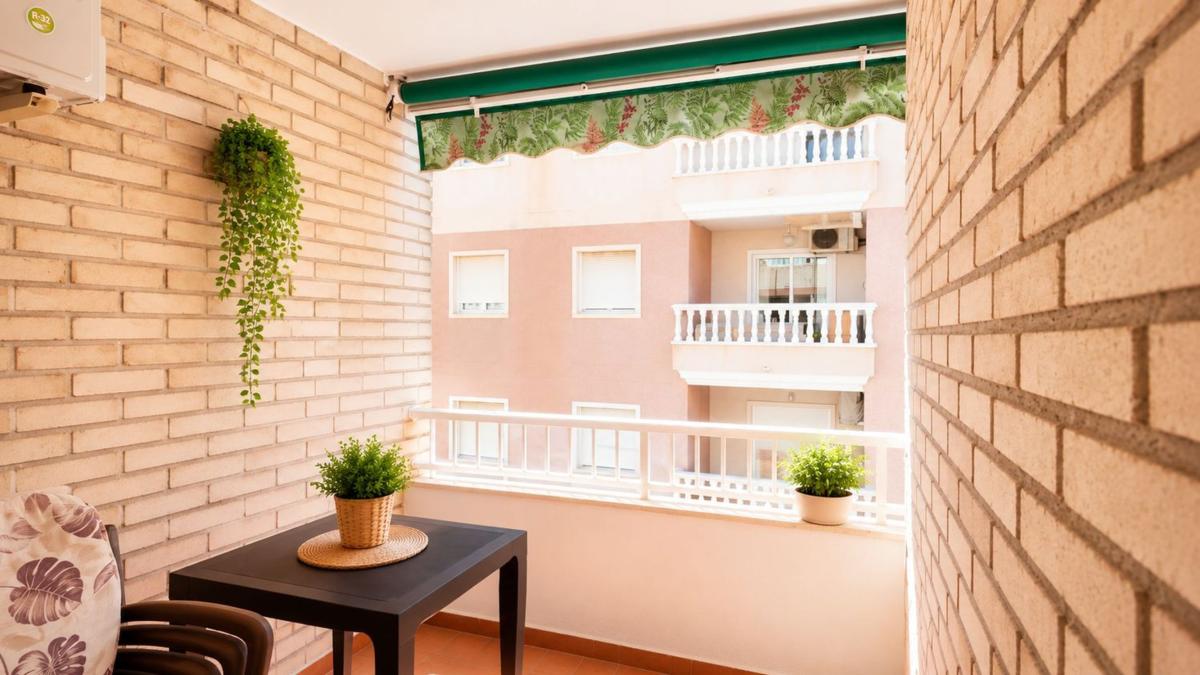 Venta de piso en Piso en Calle Bergantin, 18, Playa del Cura, Torrevieja, Torrevieja
photo 5