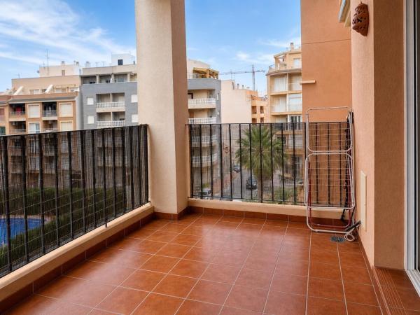 Venta de piso en Piso en Zona los Frutales, Torrevieja, Torrevieja
photo 1