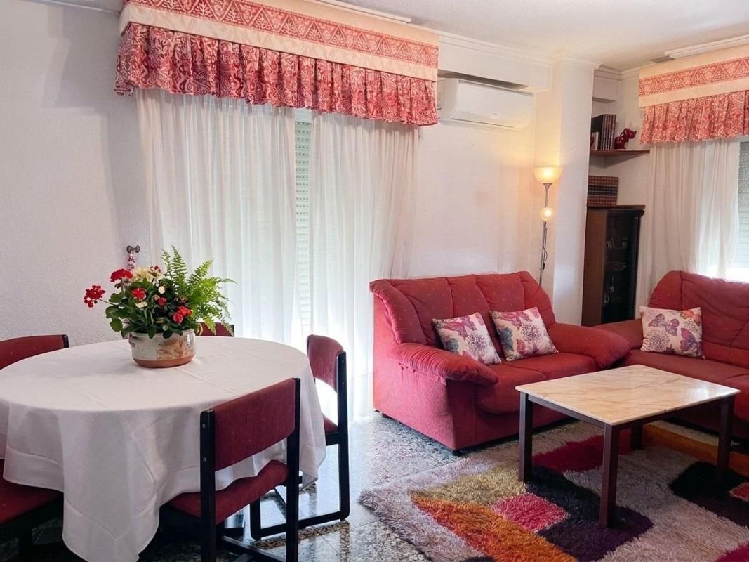 Venta de piso en Piso en Calle Major del Pla, Raval de Santa Teresa-El Asilo, Elche / Elx, Elche / Elx
photo 4
