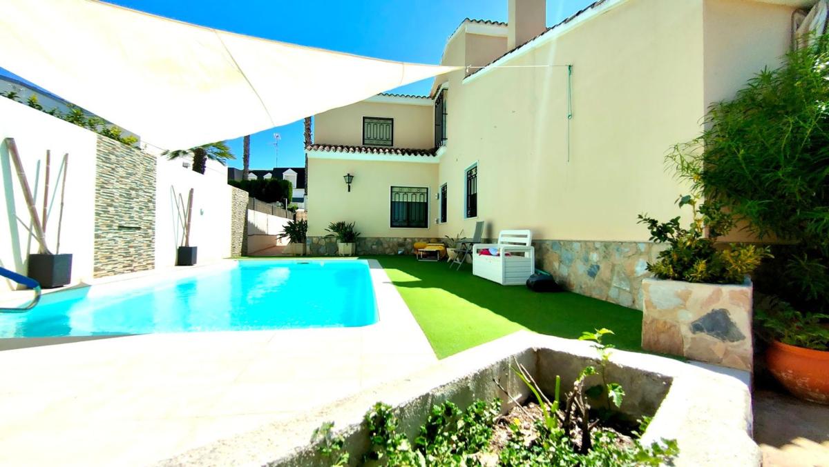 Properties for sale and rent in Spain photo 4