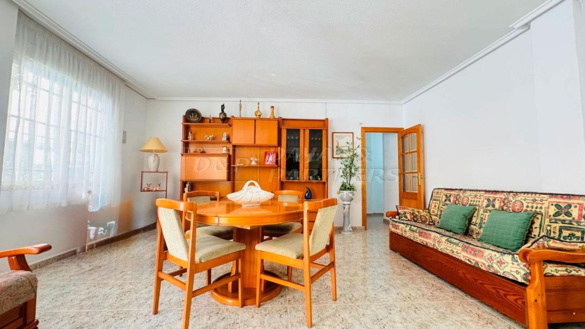 Venta de chalet independiente en Casa o chalet en Calle Caballero de Rodas, 156, Playa del Cura, Torrevieja, Torrevieja
photo 5