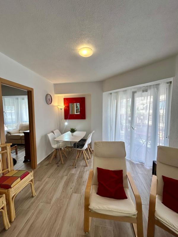 Sale of apartment in Piso en Calle Fotógrafos Darblade, Centro - Muelle Pesquero, Torrevieja, Torrevieja
photo 3