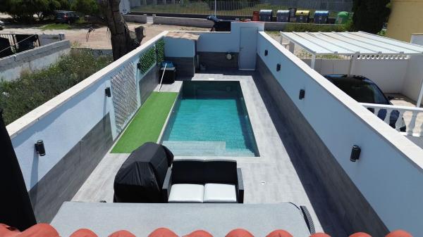Chalet adosado en Calle de los Jazmines, La Siesta - El Salado - Torreta, Torrevieja photo 3