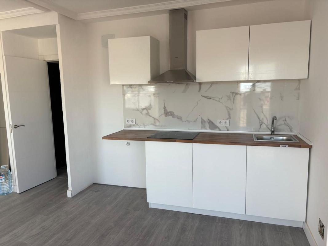 Venta de estudio en Estudio en Calle Mariano Benlliure, Centro, Santa Pola, Santa Pola photo 3