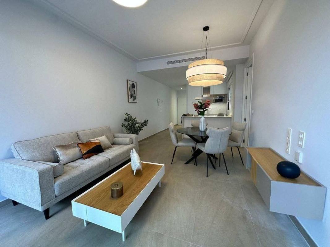 Sale of apartment in Piso en C. Mar Baltico, 03183 Torrevieja, 16, Playa de los Locos, Torrevieja, Torrevieja
photo 3