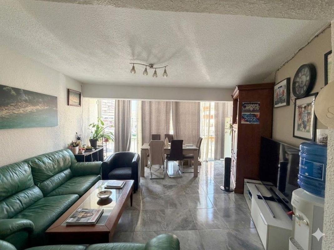 Venta de piso en Piso en Calle de Tomàs Ortuño s/n, Centro Urbano, Benidorm, Benidorm
photo 1