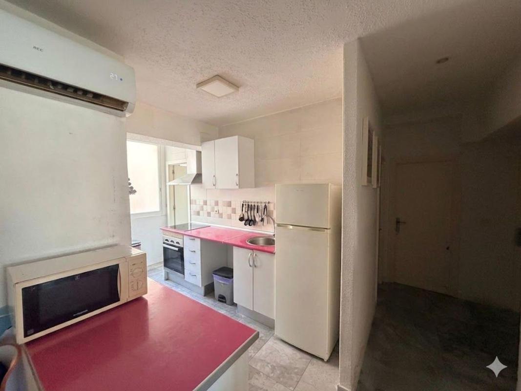 Venta de piso en Piso en Calle de Tomàs Ortuño s/n, Centro Urbano, Benidorm, Benidorm
photo 5