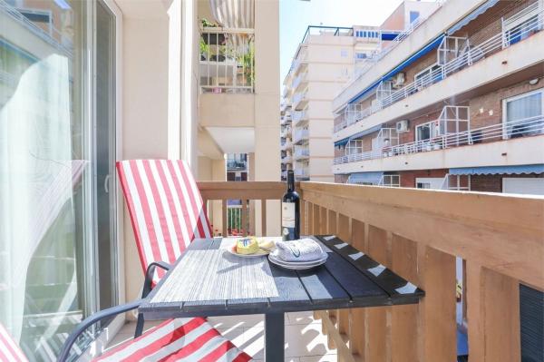 Venta de piso en Piso en Calle Dinamarca, Playa de los Locos, Torrevieja, Torrevieja
photo 1