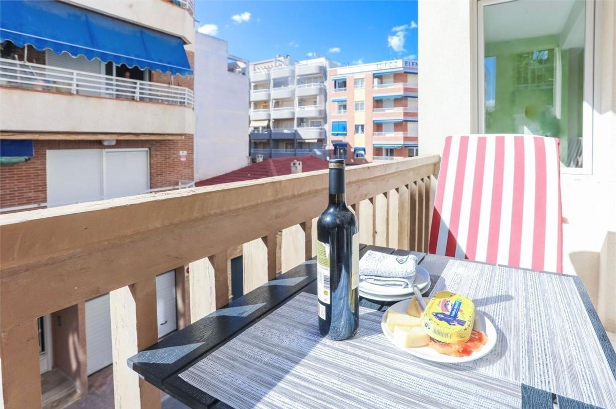 Sale of apartment in Piso en Calle Dinamarca, Playa de los Locos, Torrevieja, Torrevieja
photo 2
