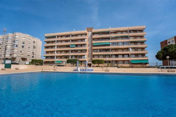 Ático en venta en Ático en Punta Prima, Torrevieja, Torrevieja photo 1