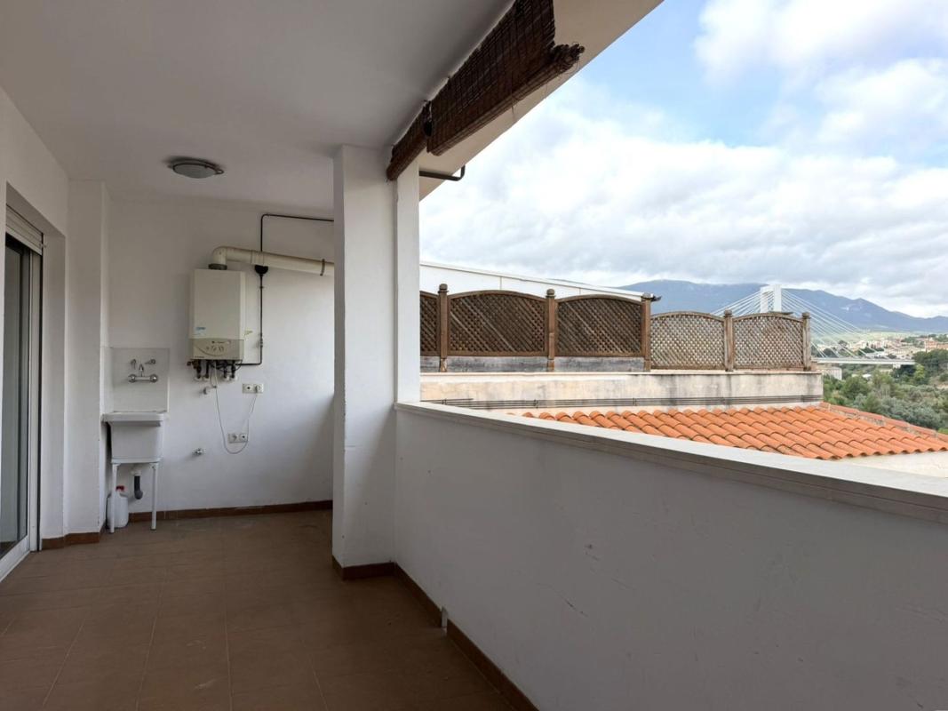 Venta de ático en  Ático en Centro - Zona Alta, Alcoy / Alcoi, Alcoy / Alcoi photo 3