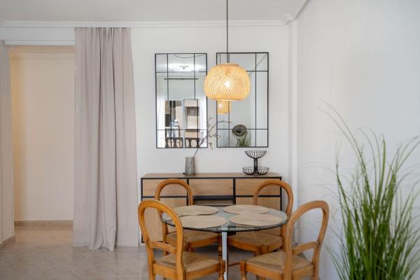 Продажа квартиры на Piso en Calle Vicente Blasco Ibáñez, Las Piscinas Naturales, Torrevieja, Торревьеха
 photo 3
