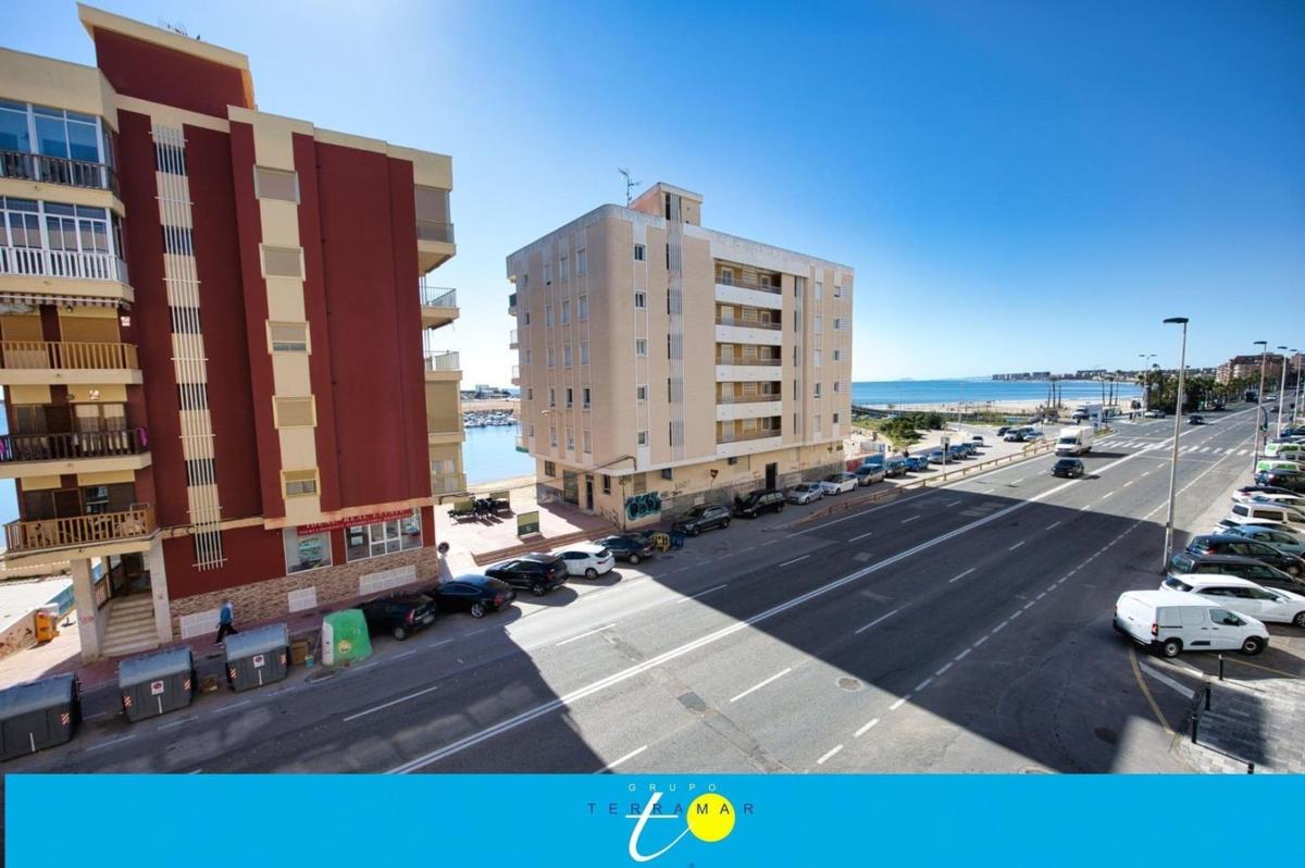 Продажа квартиры на Piso en Avenida Doctor Gregorio Marañón, 74, El Acequión, Torrevieja, Торревьеха
photo 1
