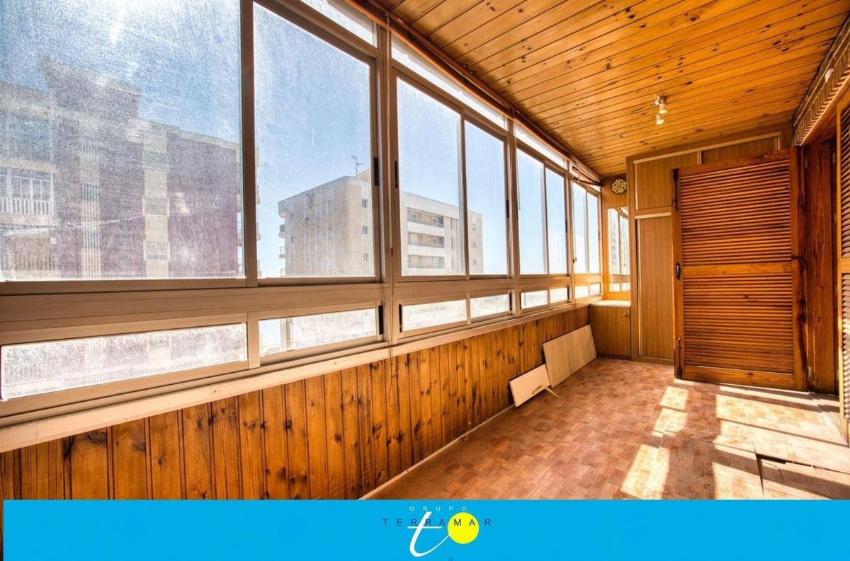 Продажа квартиры на Piso en Avenida Doctor Gregorio Marañón, 74, El Acequión, Torrevieja, Торревьеха
photo 3