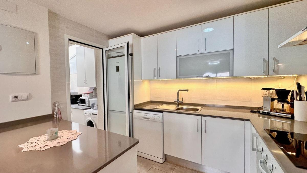 Продажа квартиры на Piso en Avenida Paris, 201, Aguas Nuevas, Torrevieja, Торревьеха
 photo 4
