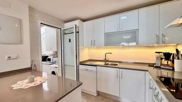 Продажа квартиры на Piso en Avenida Paris, 201, Aguas Nuevas, Torrevieja, Торревьеха
 photo 4