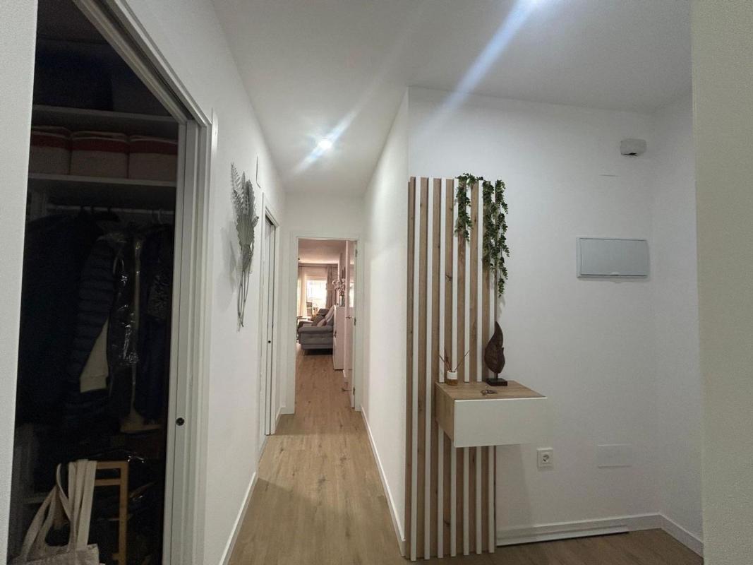 Venta de piso en Piso en Calle Villa Madrid, 28, Parque de las Naciones, Torrevieja, Torrevieja
photo 2