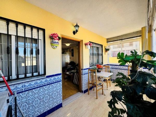 Chalet pareado en Cañada del Molino, Torrevieja thumbnail 1