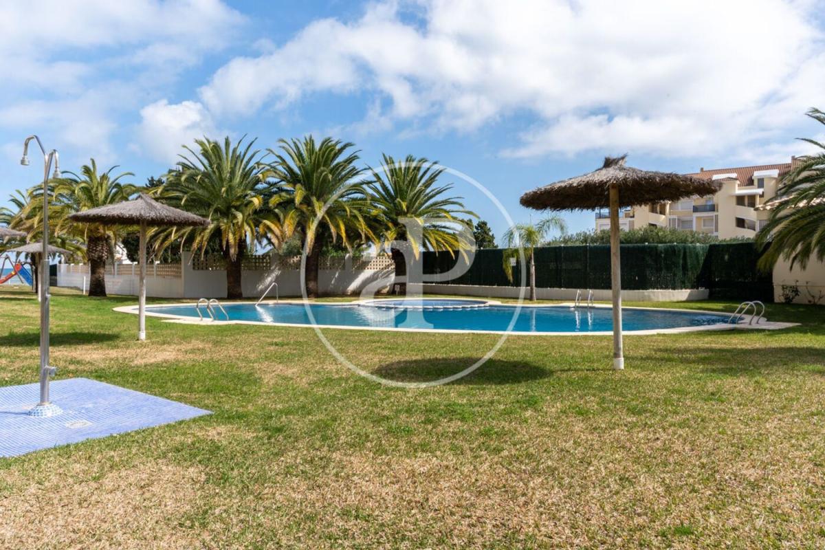 Sale of apartment in Piso en L'Almadrava-L'Estanyò, Denia, Denia
photo 1