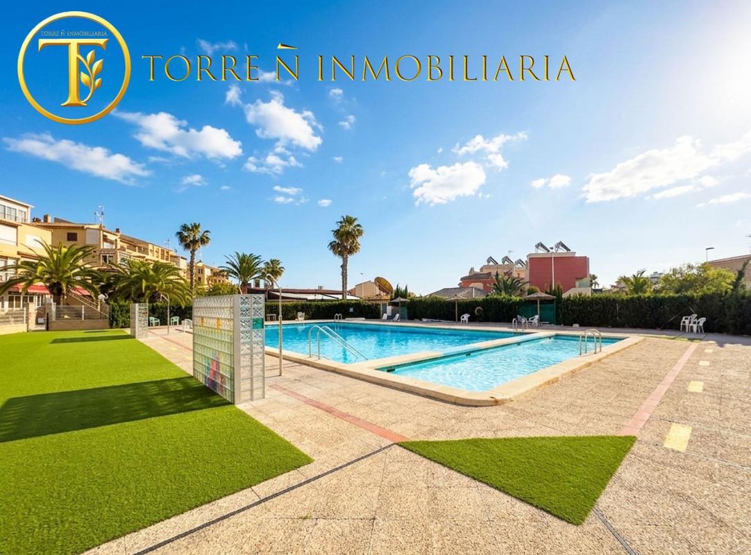 Venta de piso en Piso en Argolidas, Aguas Nuevas, Torrevieja, Torrevieja
 photo 2