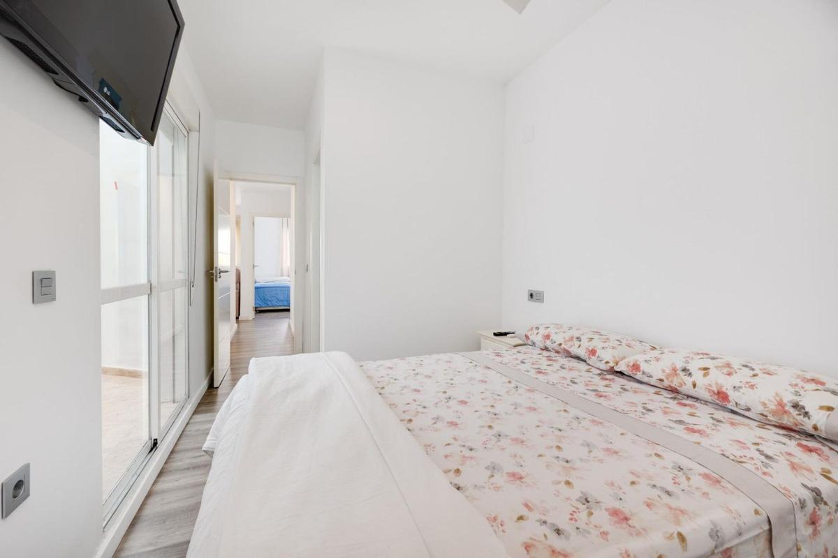 Sale of apartment in Piso en Playa de los Locos, Torrevieja, Torrevieja
 photo 3