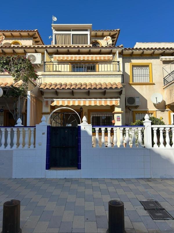 Venta de duplex en Dúplex en El Acequión, Torrevieja, Torrevieja photo 2