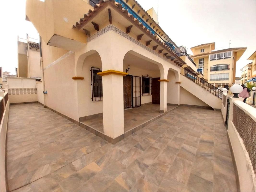 Duplex sale in Dúplex en Calle Alamo, Cañada del Molino, Torrevieja, Torrevieja photo 2