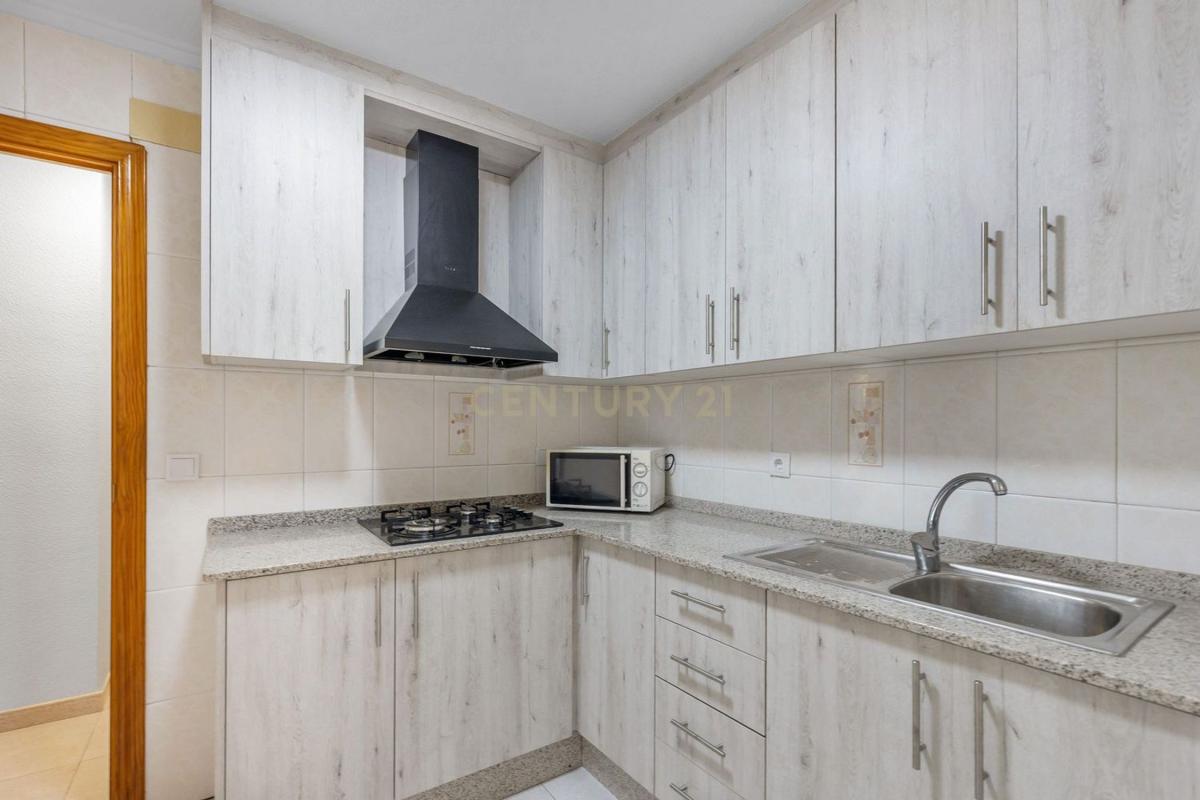 Продажа квартиры на Piso en Calle Mayor, 3, Gaspar Perrelló, Torrevieja, Торревьеха
 photo 3