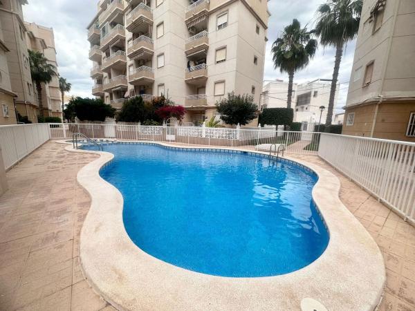 Sale of flat in Piso en Calle Manuel Galián, 4, Avenida Habaneras - Curva de Palangre, Torrevieja, Torrevieja
 photo 4