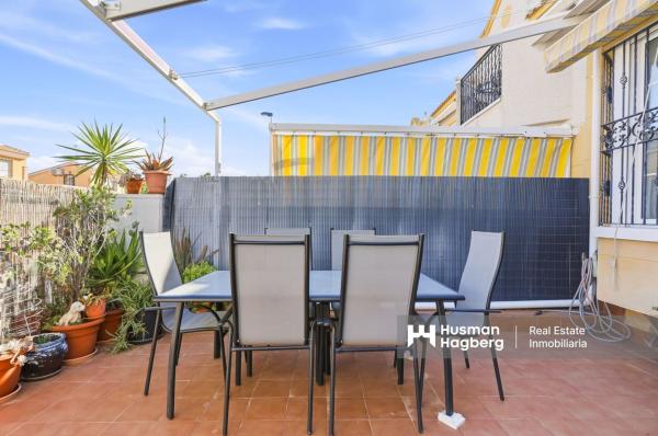 Chalet adosado en Calle Laguna Violeta, Los Balcones - Los Altos del Edén, Torrevieja photo 3