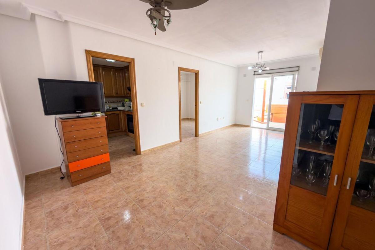 Продажа пентхауса на Ático en Calle Ulpiano, Las Piscinas Naturales, Torrevieja, Торревьеха photo 2