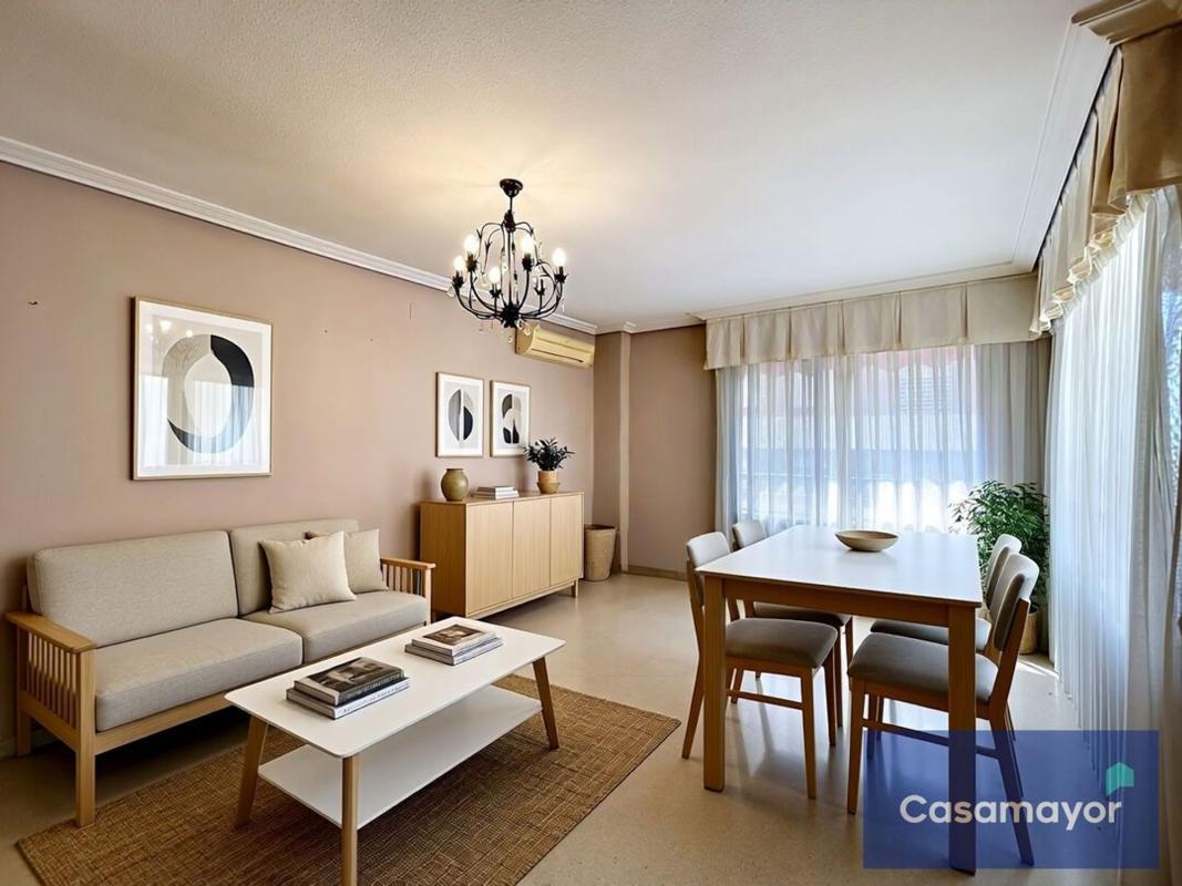 Sale of apartment in Piso en Calle Ab el Hamet, Ensanche-Diputación, Alicante / Alacant, Alicante
photo 1